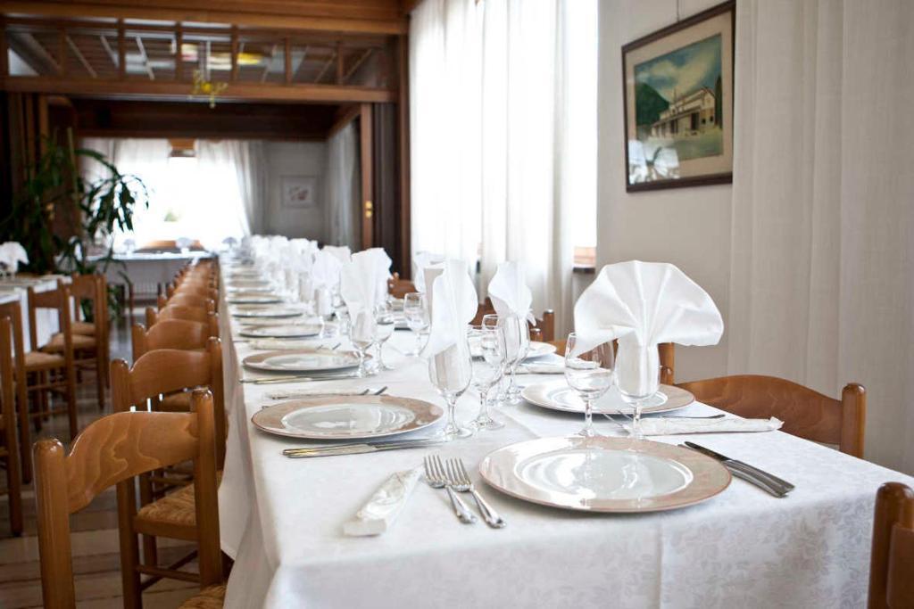 Hotel Dante Ponte nellʼAlpi Buitenkant foto