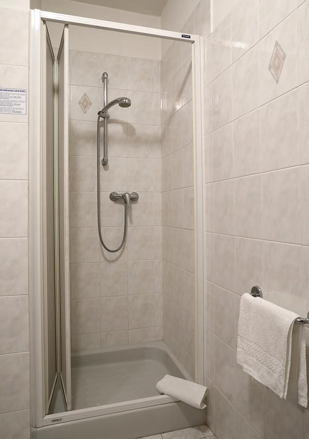 Hotel Dante Ponte nellʼAlpi Buitenkant foto