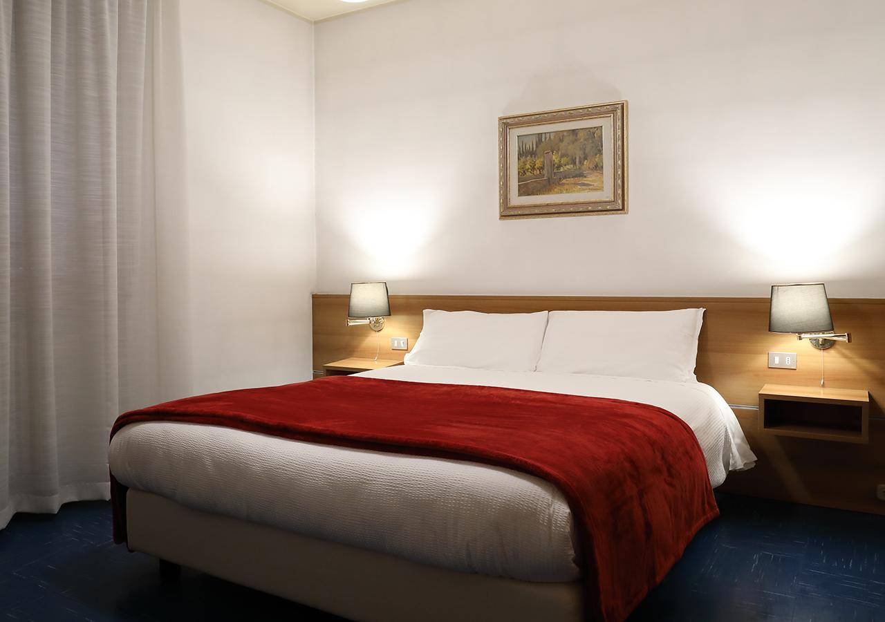 Hotel Dante Ponte nellʼAlpi Buitenkant foto